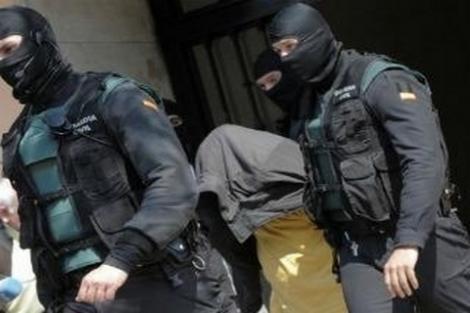 القبض على مواطنين هولنديين في تركيا قبل انضمامهما لداعش