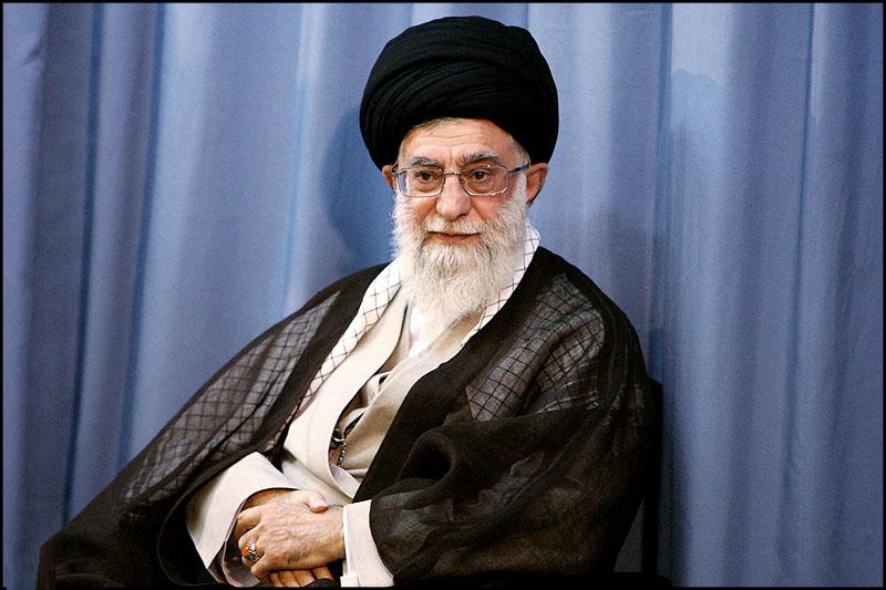 Ayatollah Khamenei meets with sources of emulation in Qom