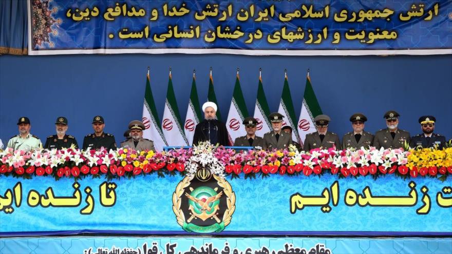 Fête de l'armée nationale débute par le discours de la Présidente Rohani