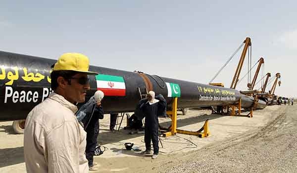 ایران، پاکستان گیس پائپ لائن معاہدے پر دستخط