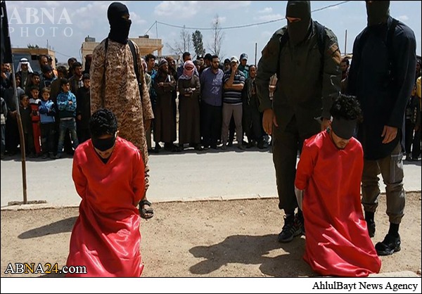 Photos: ISIS executes 2 Syrian military