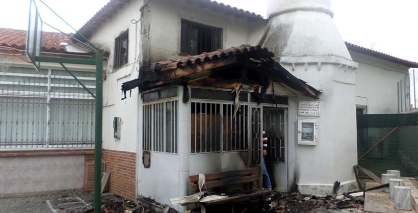 Fire causes damage to Turkish mosque in Greece