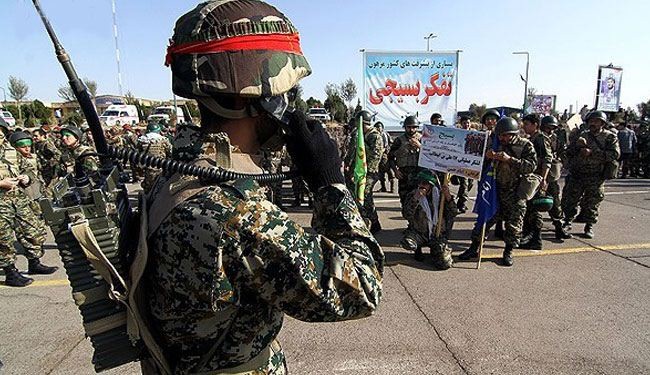 الحرس الثوري يطلق مناورات "بيت المقدس" في طهران