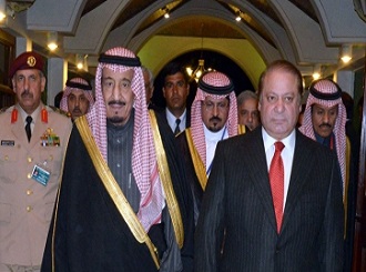 Suudi Arabistan Yemen’e kara harekatı için Pakistan’ı ikna etmeye çalışıyor
