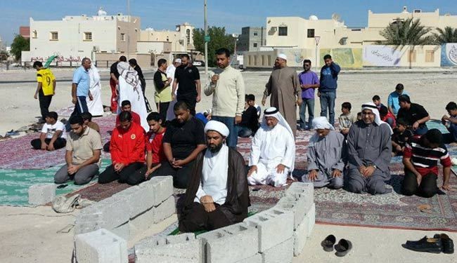 صور/ المنامة تبنى جوامع باسم قتلاها وتهدم المزارات الشيعية