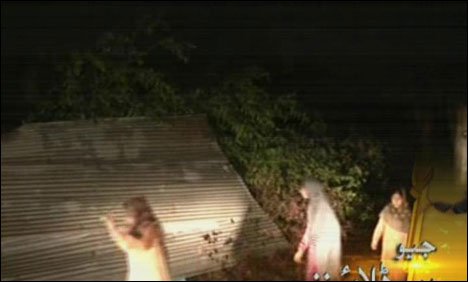 موسلادھار بارش اور تیز آندھی نے پشاور میں تباہی مچادی، 42 جاں بحق، 180 سے زائد زخمی