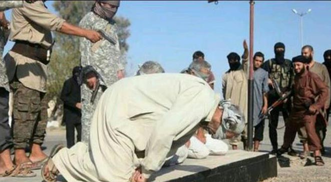 “داعش” يعدم 18 شخصا في الموصل بتهمة تهريب وقود