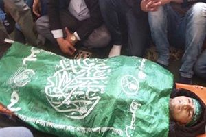  ज़ायोनी सैनिकों की गोली से एक और फ़िलिस्तीनी शहीद 