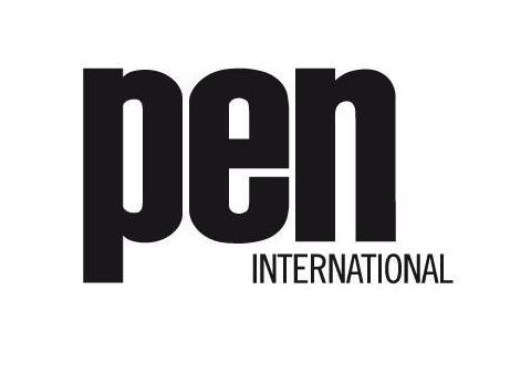 Des écrivains protestent contre la remise d’un prix américain à Charlie Hebdo    