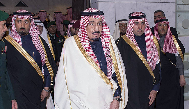 بالصور/ الملك السعودي يجري تغييرات حكومية واسعة و يقيل ولي عهده