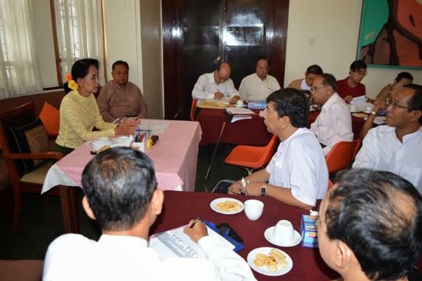  ၂၀၁၅ ေရြးေကာက္ပြဲမွာ NLD နဲ႔ ၈၈ ပူးေပါင္းႏုိင္ပါ့မလား