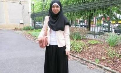 Islamophobia; French Muslim student banned from school for wearing long black skirt 