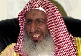 مفتي السعودية يعلن الحرب على بيع الكلاب والقطط..!