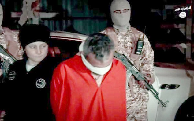 ISIS Youngster Executes an Iraqi Man + Pics