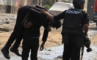 اشتباكات بين الأمن ومؤدي الإخوان ومقتل شرطي وإصابة مدنيين في مصر