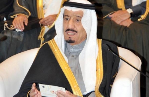 الملك السعودي سلمان يغيّر لقبه الى “الإمام” !!