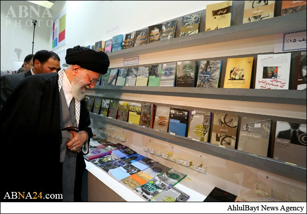 Photos: Supreme Leader Visits Tehran International Book Fair