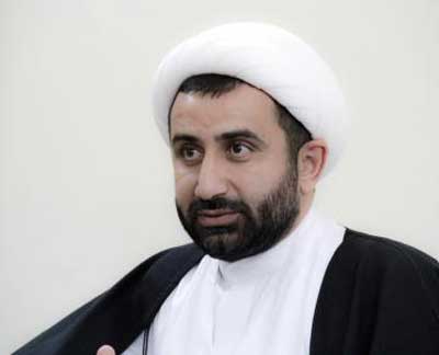 السلطات البحرينية تأمر بترحيل رجل الدين وعضو المجلس العلمائي "محمد خجسته" الى خارج البلاد