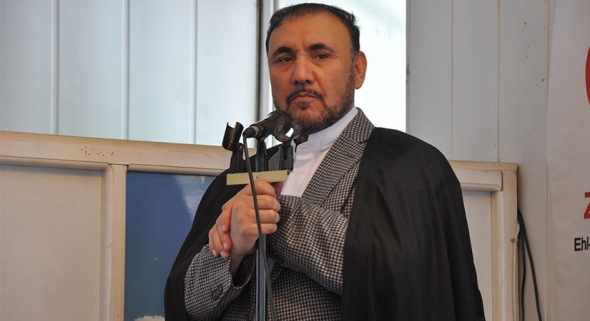 Özgündüz: Allah, Suud'un Kökünü Kurutsun!