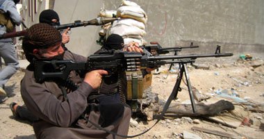 Clashes Break out between ISIL and al-Nusra Front East of Lebanon’s Arsal