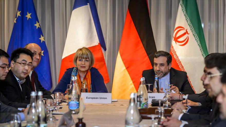 Araqchi: “La Redacción del Borrador del Acuerdo Final entre Irán y el Grupo 5+1 se Desarrolla Lentamente” 
