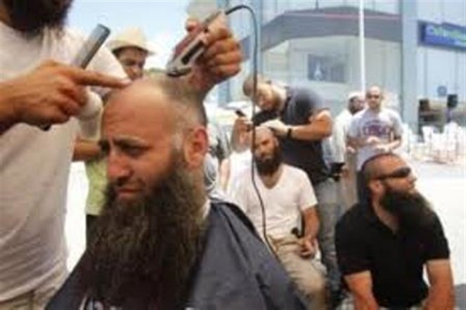 المكر الجديد لداعش لاختفاء وراء صفوف المدنيين !