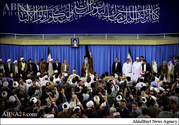 بالصور/ المشاركون في مسابقات القرآن الدولية يلتقون قائد الثورة الاسلامية