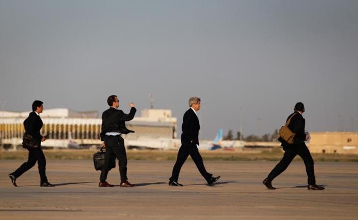 John Kerry'nin Yaralanmasının Ardındaki Sır
