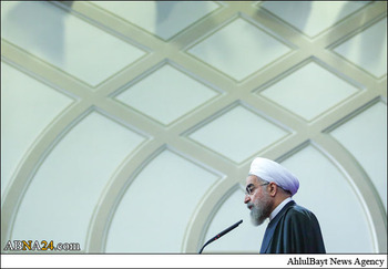 Imam Khomeini ra, Tokoh Agung Revolusi Rakyat