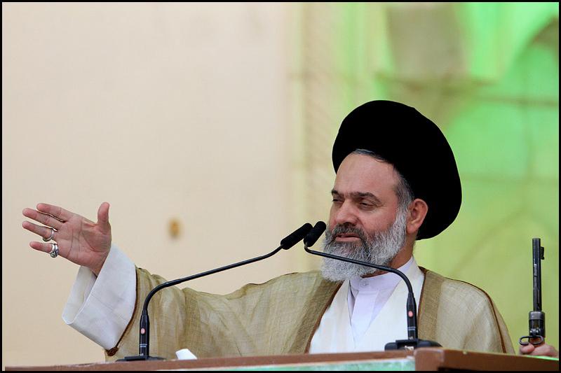 Qom Friday Prayer Imam says: World must know if Iran's nuclear talks fail, it is due to the excesses of US and West
