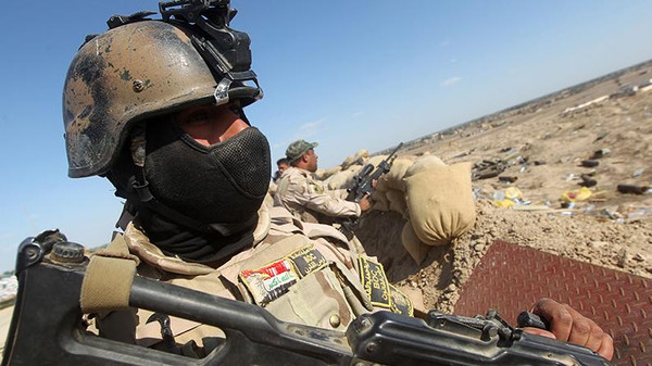 Yüzlerce Irak Komandosu Ramadi Yolunda/Bazı Aşiretler IŞİD'e Biat Ediyor