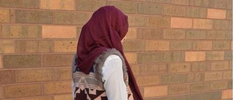 Napadačice mladoj muslimanki svukle mahramu