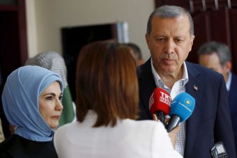 Erdogan Sufre Primer Revés Electoral. Oposición Turca Celebra 