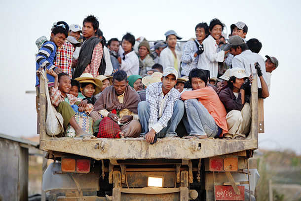 တိရစၦာန္သာသာ ဘဝေတြက ဘယ္ေတာ့ လြန္ေျမာက္မွာလဲ 