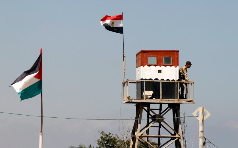 Egypt intelligence officials hold talks with top Hamas officials to restore ties