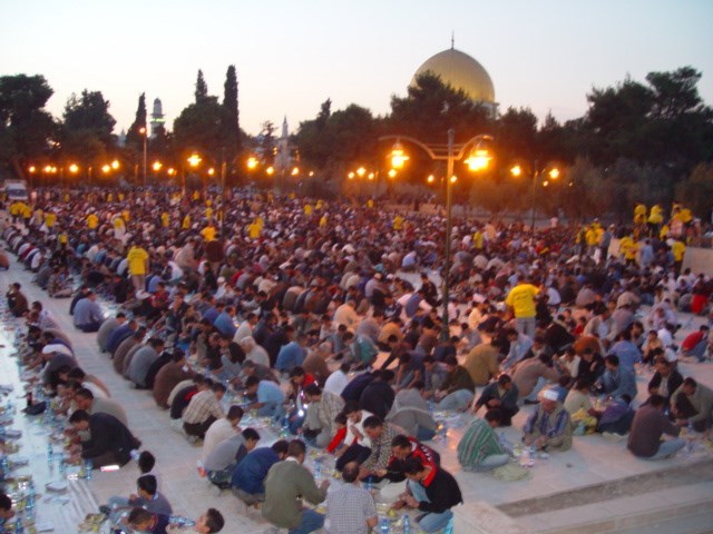 Holy Ramadan preparations underway to serve Muslims at Aqsa Mosque