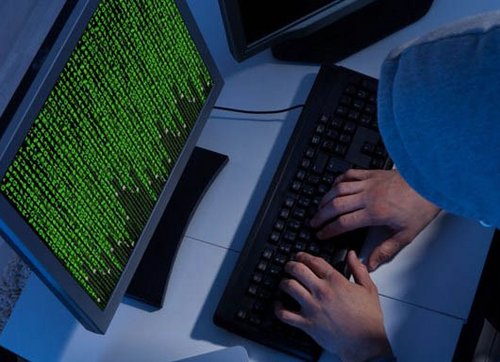 قراصنة المعلوماتية يخترقون قواعد بيانات للحكومة الاميركية