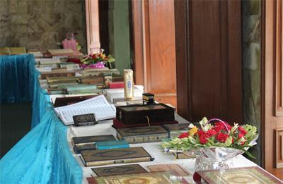 Quran Manuscripts Showcased at Karachi Exhibition