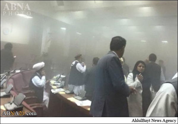 9 dead in attack on Afghan parliament building + Pics
