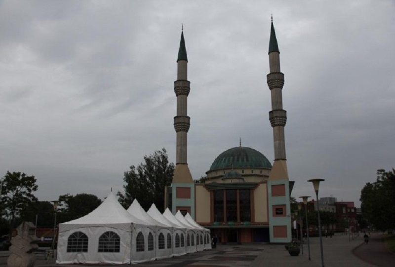 Netherlands mosque receives anonymous threatening letter