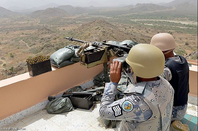السعودية تعلن مقتل أحد عناصرها بالحرس الحدودي في قصف من اليمن