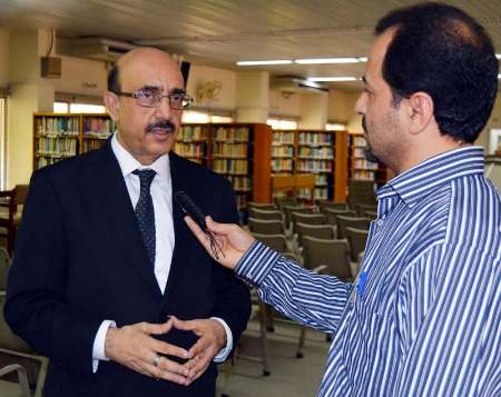 ایران کی خارجہ پالیسی حکمت سے بھرپور ہے: سینئر پاکستانی سفارتکار