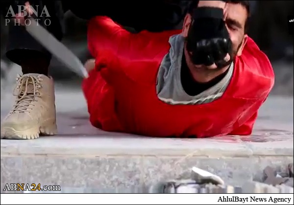ISIS Beheads Iraqi Citizen for Spying + Pics