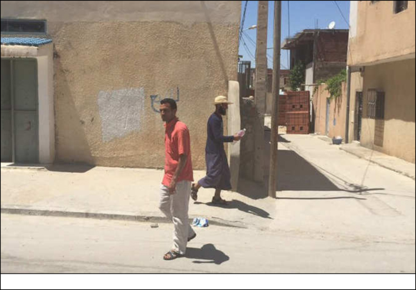مدينة القصرين التونسية مصدر تجنيد التكفيريين لداعش 