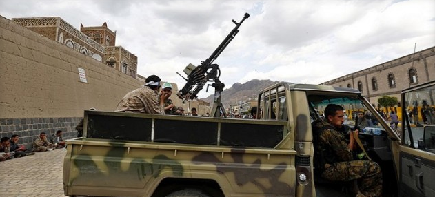 Yemen Suudi askeri birliğini yerle bir etti