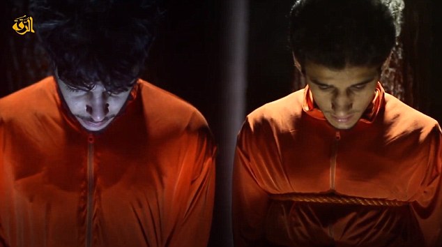 ISIS executes 2 Syrian Activists + Pics