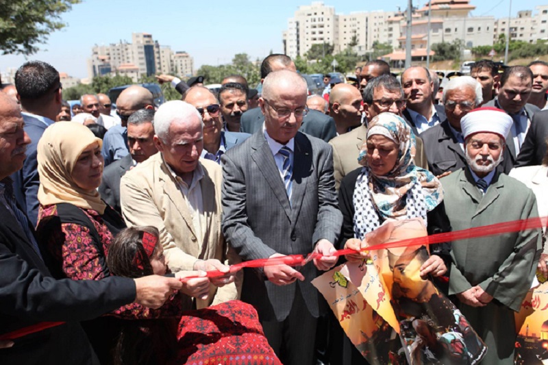 Palestinian PM opens Square of Martyr "Mohammed Abu Khdeir" in Al-Bireh