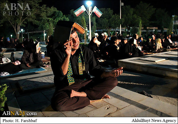 تصویری رپورٹ/ مشہد کے بہشت رضا(ع) قبرستان میں شب قدر
