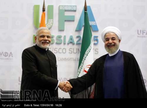 اسلامی جمہوریہ ایران کے صدر اور ہندوستان کے وزیر اعظم کی روس میں ملاقات