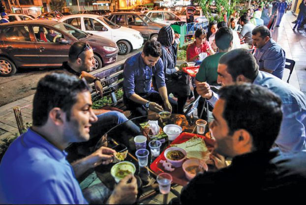 شهر رمضان المبارك في ايران